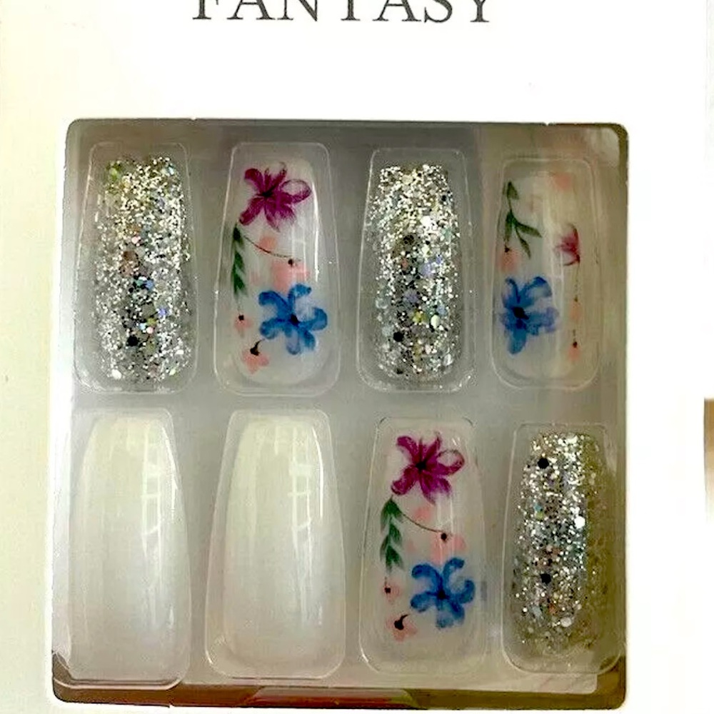 Kiss Nails Milk Bath Rare